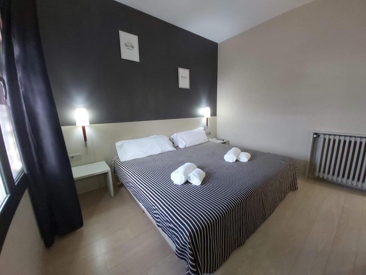Hotel El Castell Сан-Бой-да-Любрагат Екстер'єр фото