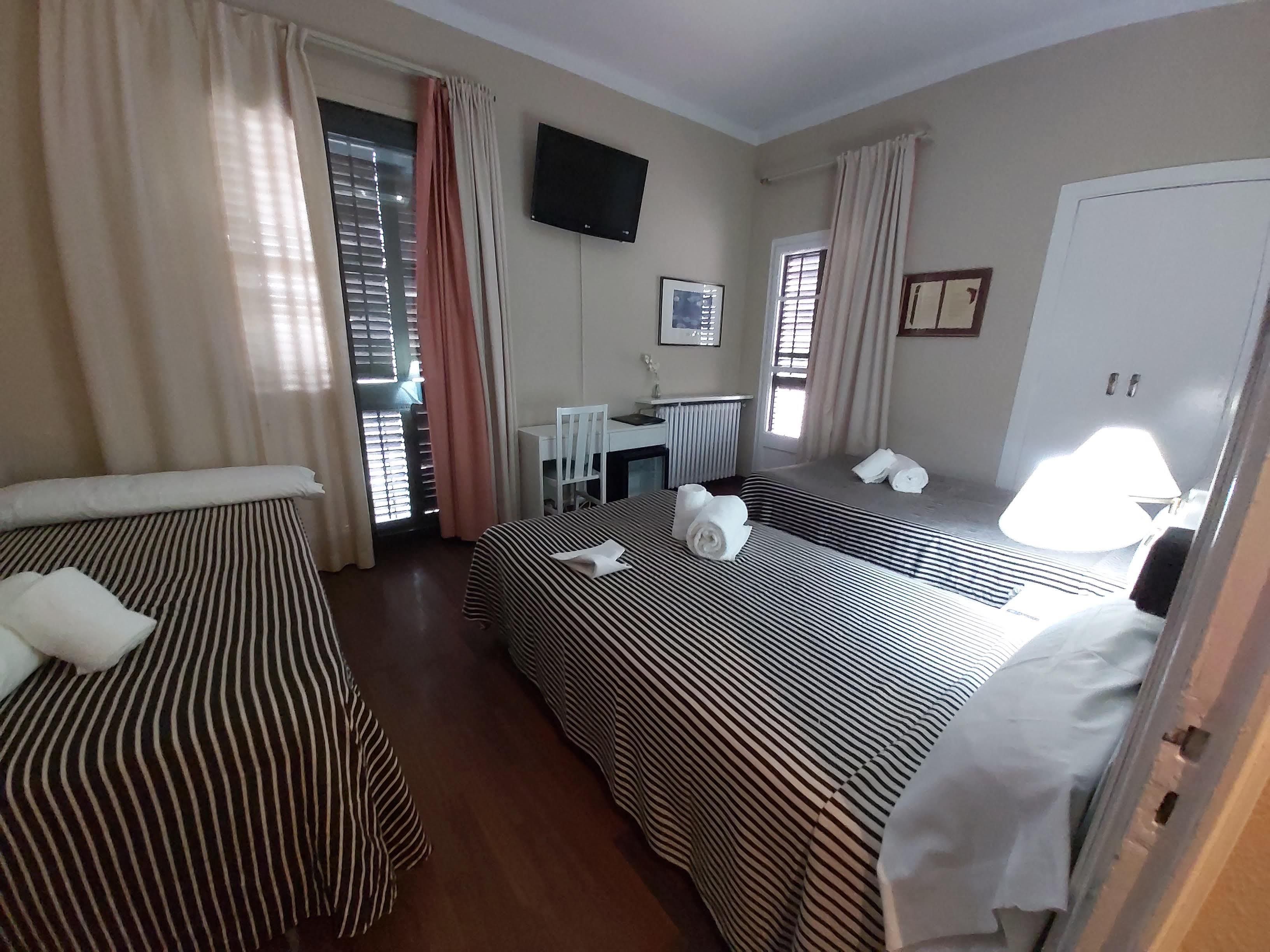 Hotel El Castell Сан-Бой-да-Любрагат Екстер'єр фото