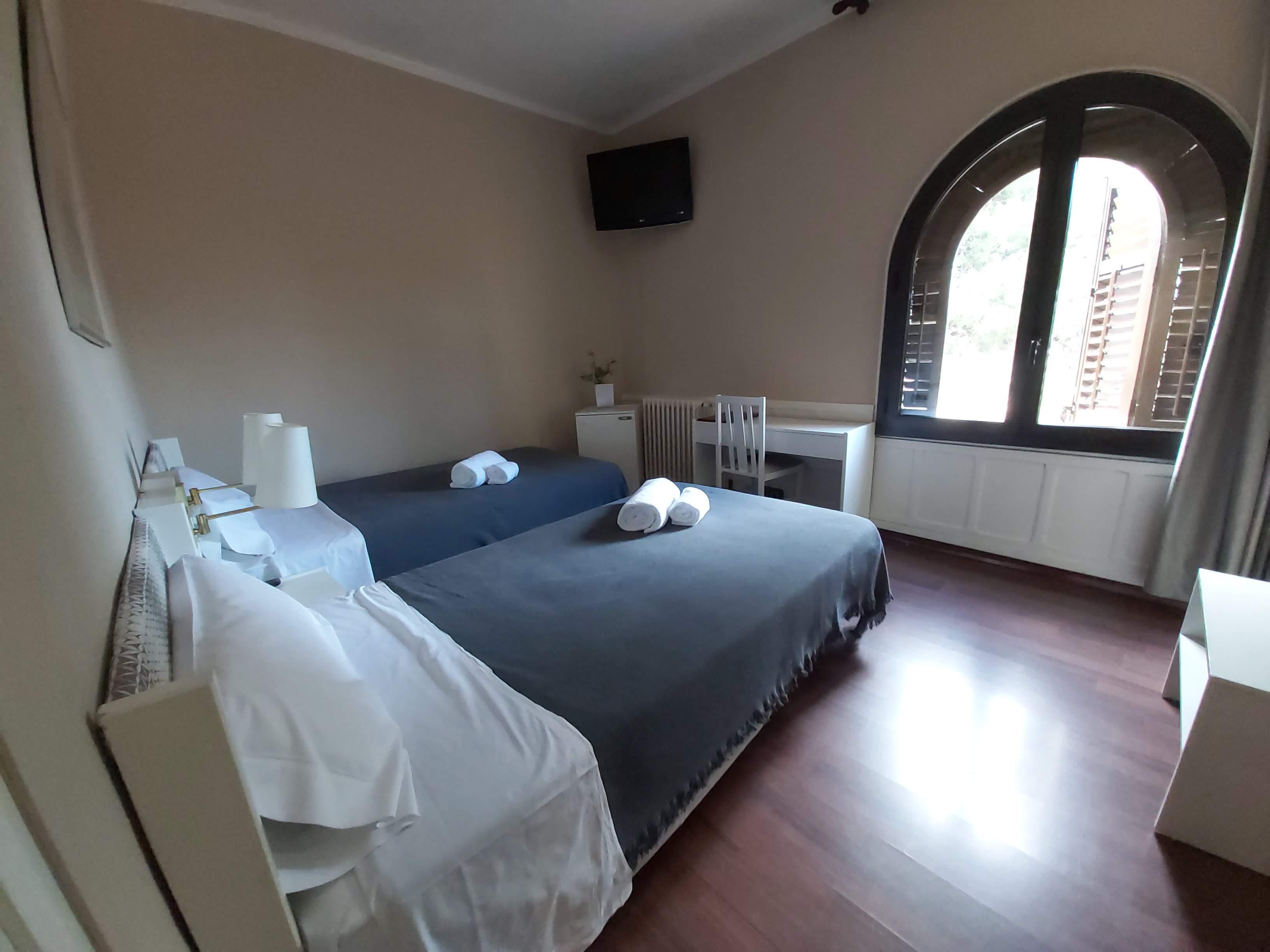 Hotel El Castell Сан-Бой-да-Любрагат Екстер'єр фото