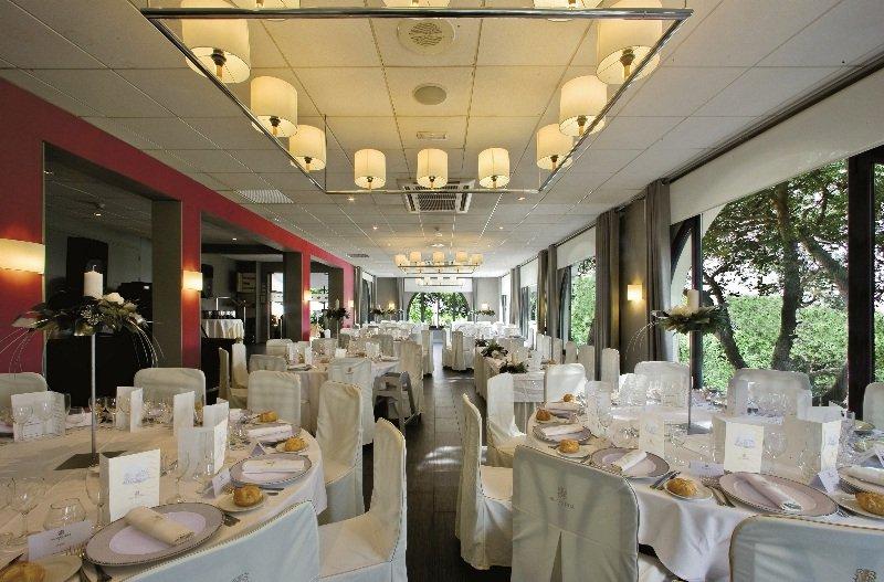 Hotel El Castell Сан-Бой-да-Любрагат Екстер'єр фото